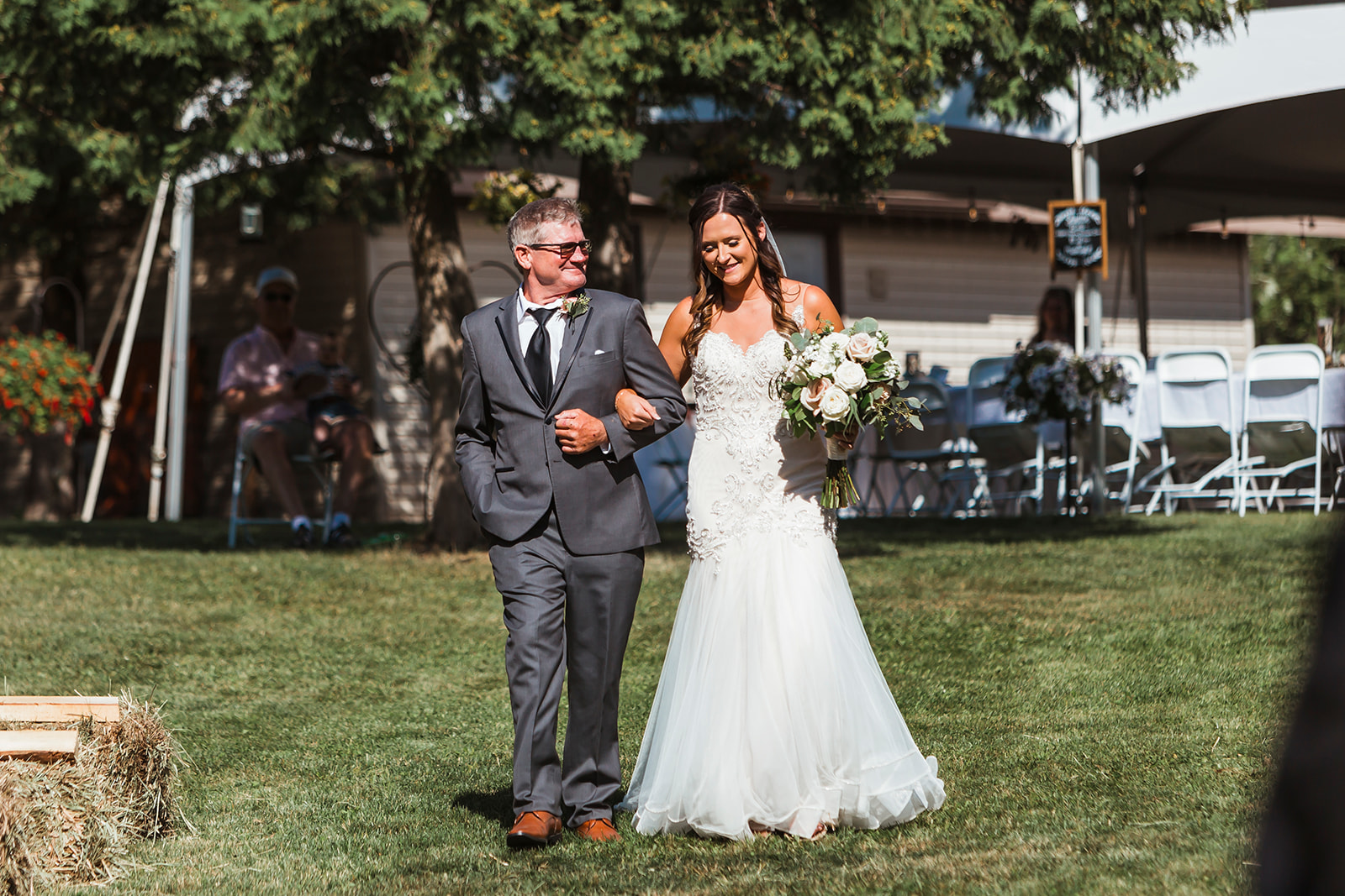 A backyard ceremony from a summer wedding in Minnesota